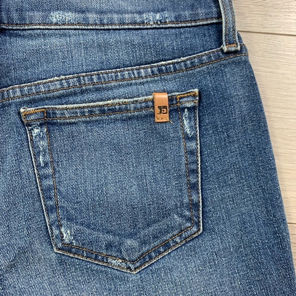 Joe’s Jeans High Rise Distressed Jean Shorts - Picture 5 of 9
